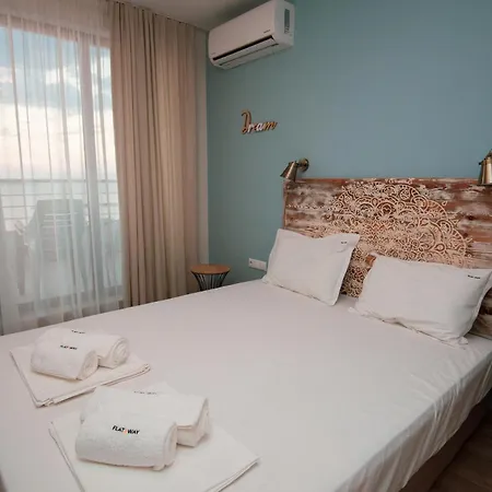 Romantic Getaway 1-bd With Sea View By Flat Mаnаger *