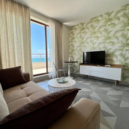 Апартаменты Romantic Getaway 1-bd With Sea View By Flat Mаnаger *